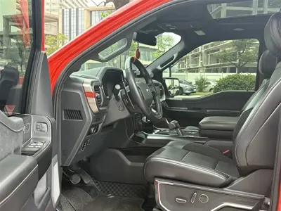 Ford F-150 Raptor
