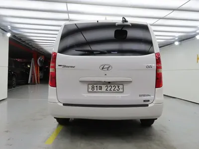 Hyundai Starex