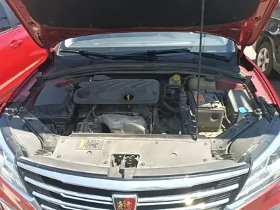 Roewe i5
