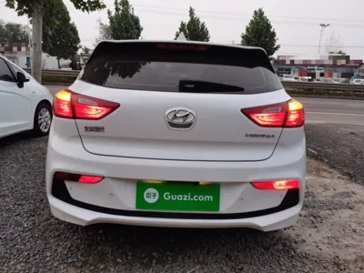 Hyundai Verna RV
