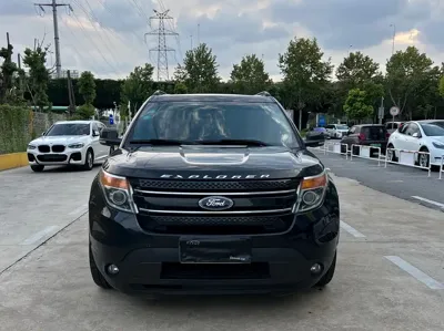 Ford Explorer (Import)