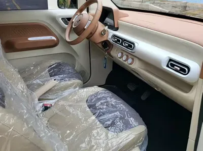 Wuling MINIEV