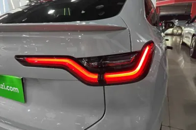 Nio EC6