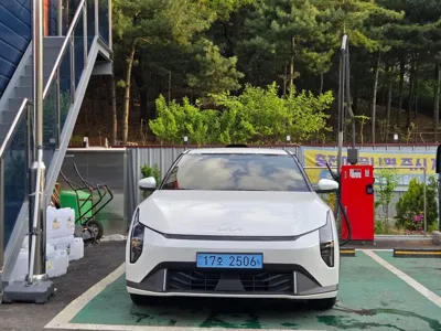 Kia EV4