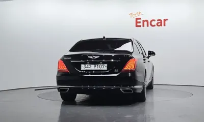 Genesis EQ900