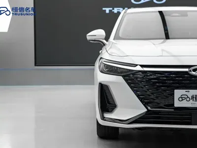Chery Arrizo 8