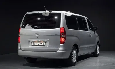Hyundai Starex
