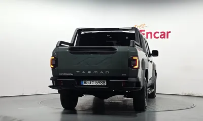 Kia Tasman