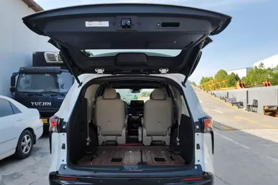 Toyota Granvia