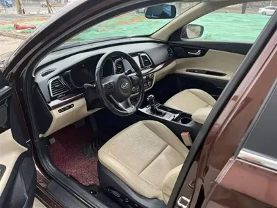 Kia K4