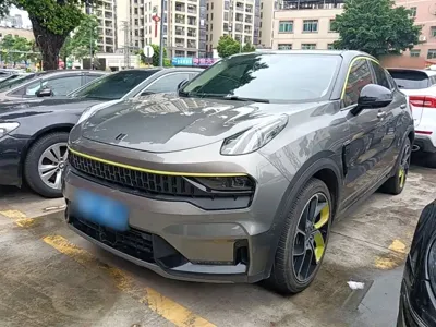 Lynk & Co 05