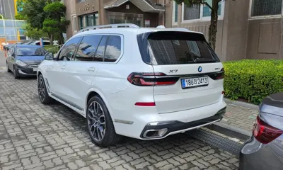 BMW X7