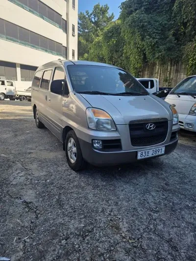 Hyundai Starex