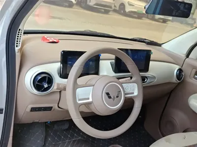 Wuling MINIEV