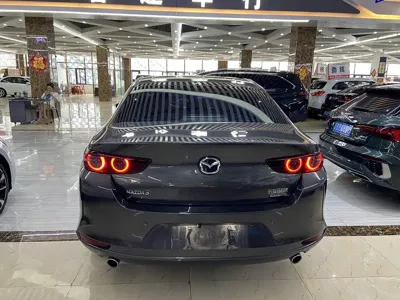 Mazda 3 Axela