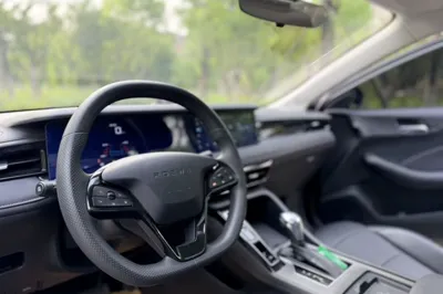 Roewe i5