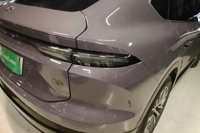 Nio EC6