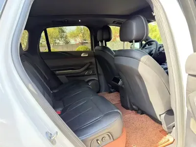 Nio ES7
