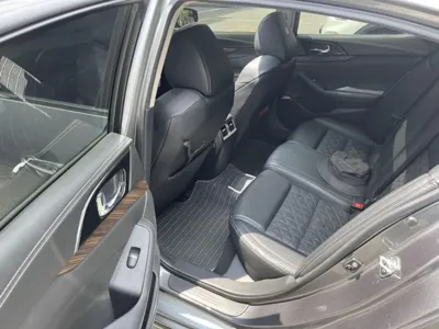 Nissan Maxima