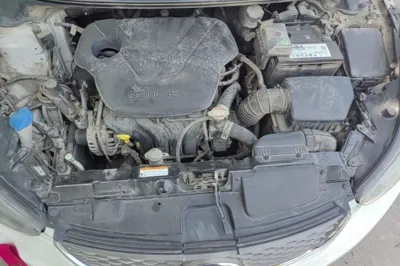 Hyundai Elantra (5th Generation