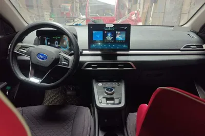 BYD e2