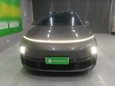 Li Auto Li L8