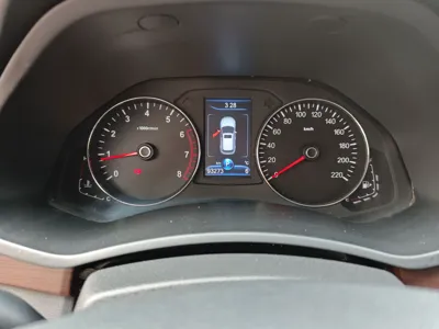 FAW Senya R7