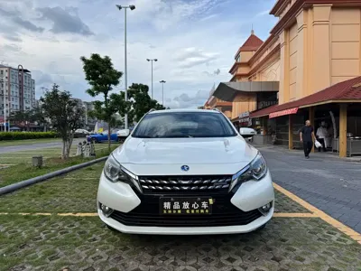 Venucia T90