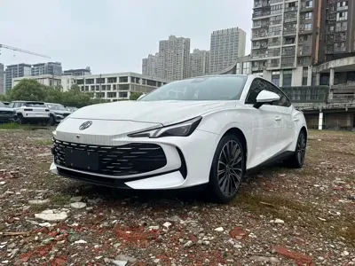 MG MG7