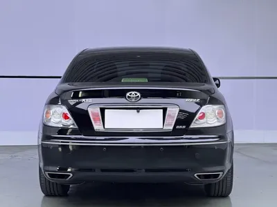 Toyota Reiz