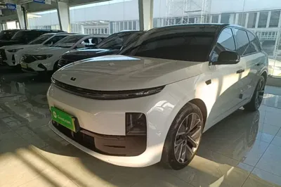 Li Auto L6