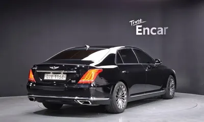 Genesis EQ900
