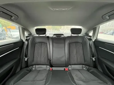 Audi A7L