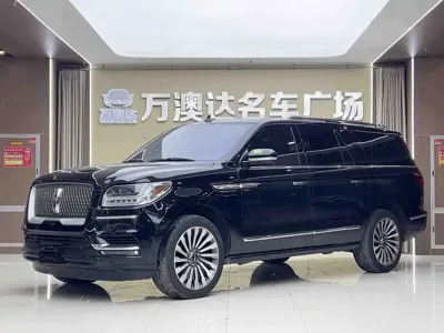 Lincoln Navigator