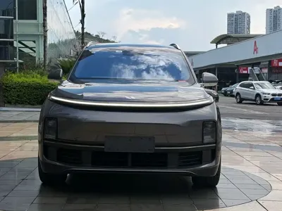Li Auto Li L8