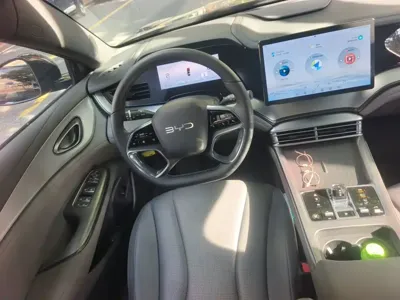 BYD Seal 07 DM-i