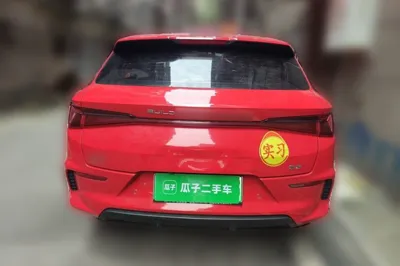 BYD e2