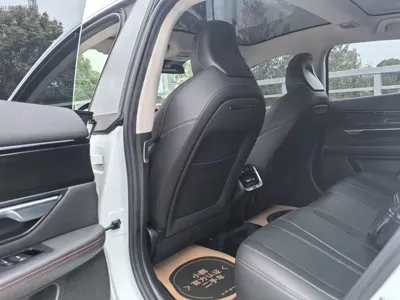 Xpeng P7