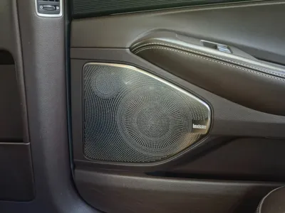Genesis EQ900