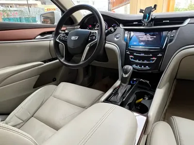 Cadillac XTS