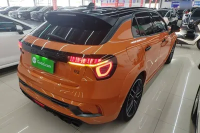 Lynk & Co 02 Hatchback