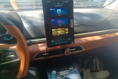 BYD e2