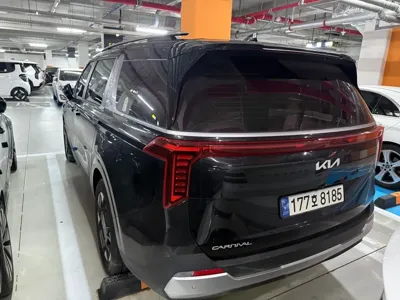 Kia Canival