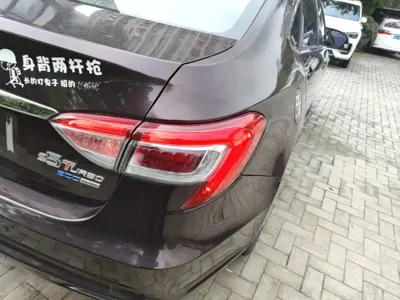 Luxgen Luxgen 5