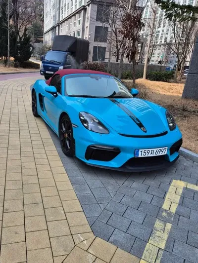 Porsche 718