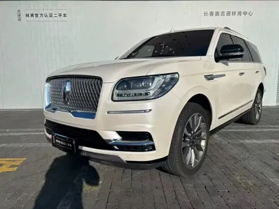 Lincoln Navigator
