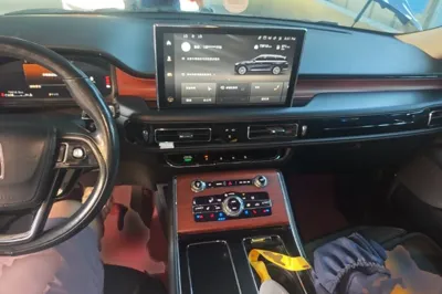 Lincoln Aviator