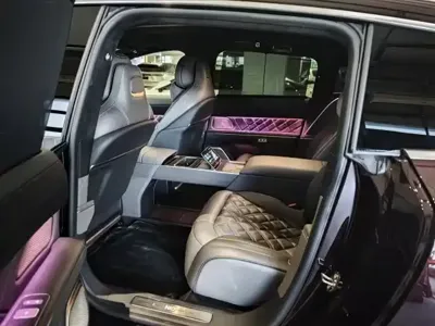 Nio ET9
