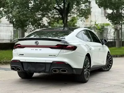 MG MG7