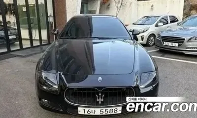 Maserati Quattroporte
